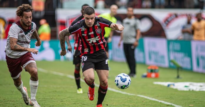 chance-de-rebaixamento-do-vitoria-dispara-apos-derrota-contra-o-flu;-veja-numeros