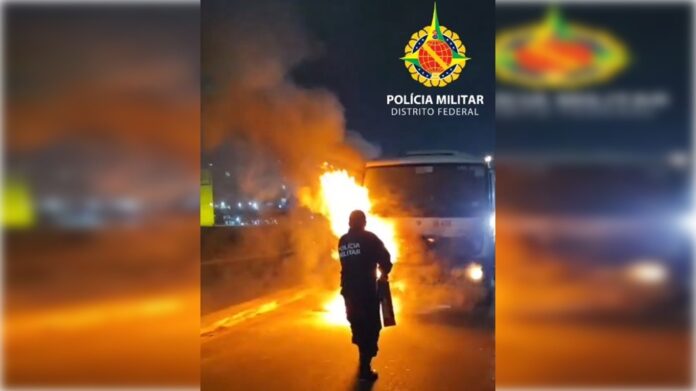 caminhao-pega-fogo-em-frente-ao-palacio-do-itamaraty;-veja-video