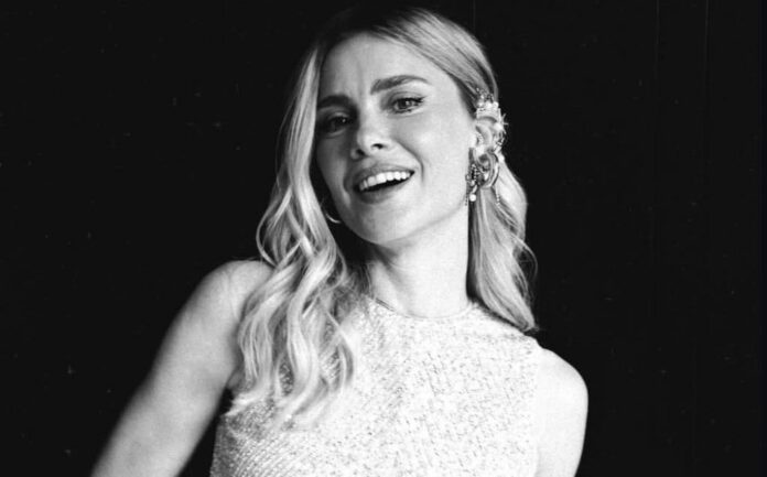 carolina-dieckmmann-comemora-47-anos-com-festa-no-rio-de-janeiro