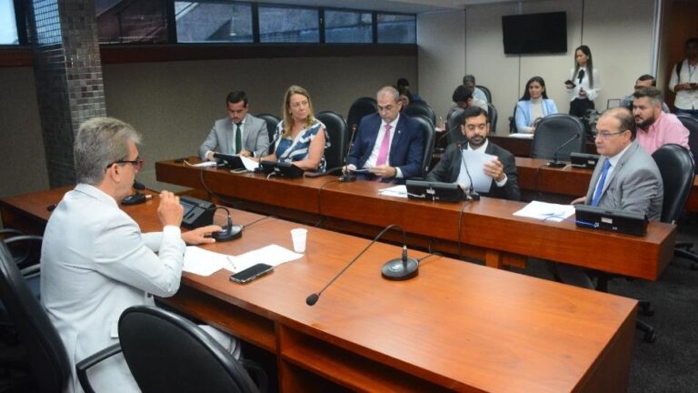 ccj-da-al-ba-aprova-mudanca-da-av-henry-ford-para-av.-byd,-em-camacari,-e-aprecia-projetos-de-deputados