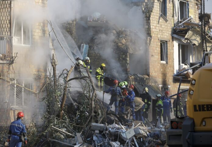 russia-volta-a-atacar-regiao-ucraniana-de-zaporizhzhya-e-deixa-2-mortos