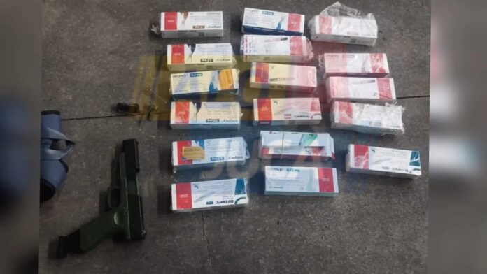 pm-apreende-adolescente-apos-tentativa-de-roubo-de-canetas-emagrecedoras-no-jardim-apipema