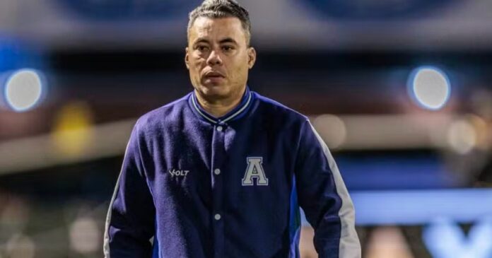 vitoria-anuncia-contratacao-do-tecnico-jair-ventura-ate-o-final-de-2025 vitoria-anuncia-contratacao-do-tecnico-jair-ventura-ate-o-final-de-2025