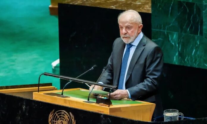 lula-discursa-em-nova-york-sobre-democracia-e-questiona:-‘onde-e-que-nos-erramos?’