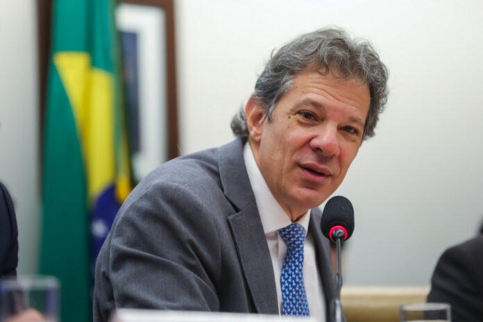 relacao-com-eua-este-ano-foi-inicialmente-conflituosa,-mas-isso-esta-‘sendo-superado’,-avalia-haddad 