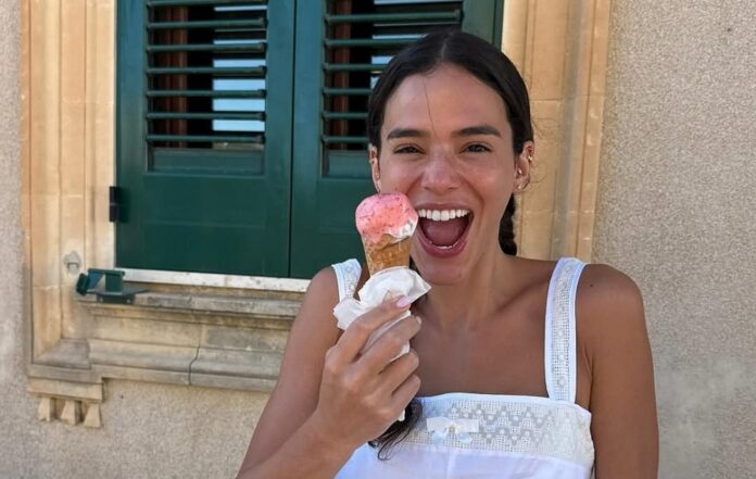 bruna-marquezine,-sasha-meneghel-e-joao-lucas-curtem-a-italia