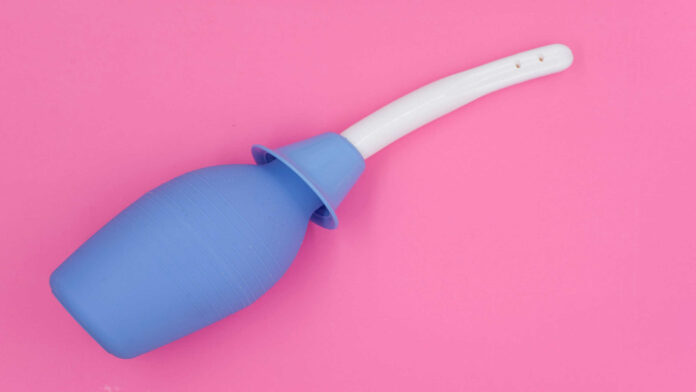 usa-ducha-vaginal?-conheca-os-riscos-para-a-saude-intima-feminina