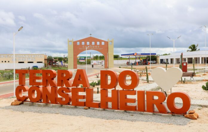 justica-federal-marca-audiencia-de-conciliacao-entre-municipio-de-canudos-e-uniao-para-evento-civico-em-outubro