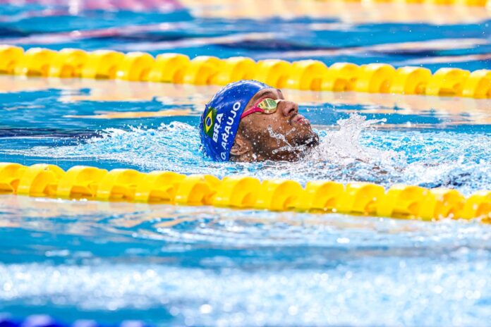 mundial-de-natacao:-gabrielzinho-e-mariana-gesteira-conquistam-ouro