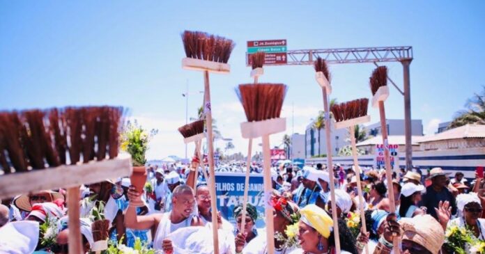 governo-oficializa-circuito-das-aguas,-em-itapua,-como-novo-espaco-no-carnaval-de-salvador:-“temos-muitas-coisas-para-oferecer” governo-oficializa-circuito-das-aguas,-em-itapua,-como-novo-espaco-no-carnaval-de-salvador:-“temos-muitas-coisas-para-oferecer”