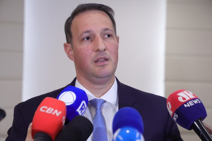 derrite-afirma-que-pcc-treina-grupo-de-elite-para-atacar-autoridades-em-sao-paulo