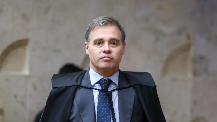 mendonca-vota-para-manter-“careca-do-inss”-e-empresario-presos-por-fraude-previdenciaria