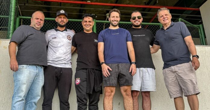 apos-encontro-com-guilherme-bellintani,-dirigentes-da-liga-do-catar-visitam-o-jacuipense-no-estadio-de-pituacu