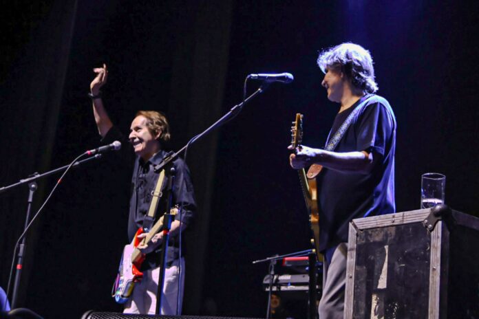 a-voz-atemporal-das-esquinas-mineiras-chega-ao-festival-estilo-brasil