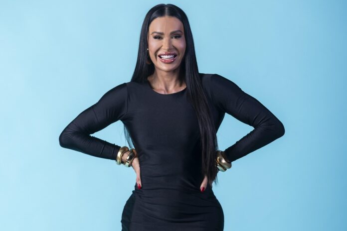 video:-emocionada,-gracyanne-mostra-lesao-no-joelho-e-agradece-apoio