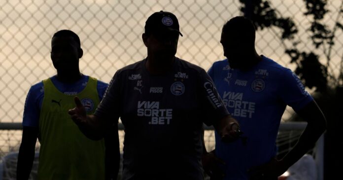david-duarte-treina-parcialmente-com-o-grupo-em-reapresentacao-do-bahia;-saiba-como-foi