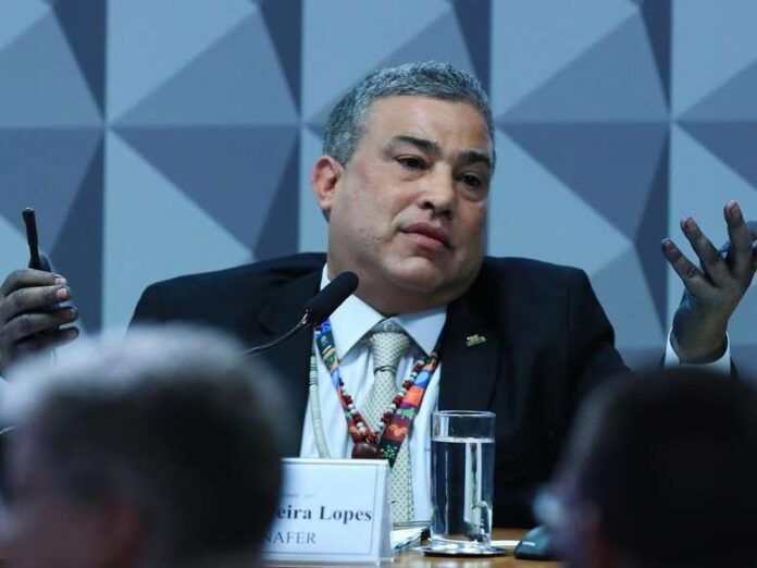 presidente-da-conafer-e-preso-em-flagrante-durante-depoimento-a-cpmi-do-inss
