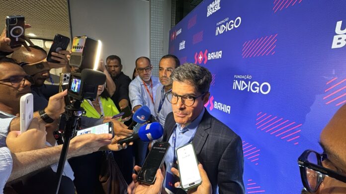 acm-neto-destaca-prioridade-de-caiado,-mas-reitera-independencia-da-eleicao-estadual:-“nao-pode-vincular-nosso-projeto-na-bahia”