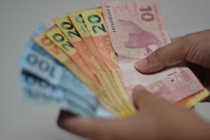 loa-2026:-governo-do-estado-estima-arrecadacao-acima-dos-r$-40-bilhoes-com-icms-no-proximo-ano