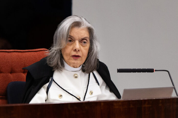 carmen-vai-relatar-acao-que-questiona-mudancas-na-lei-da-ficha-limpa