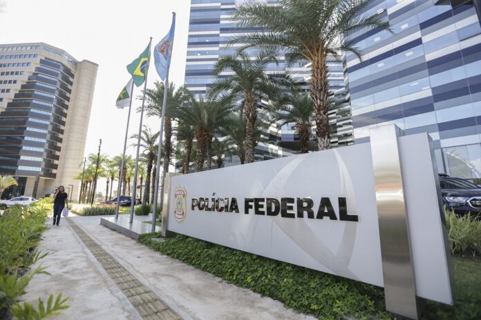 pf-investiga-adulteracao-de-bebidas-com-metanol-apos-mortes-em-sao-paulo