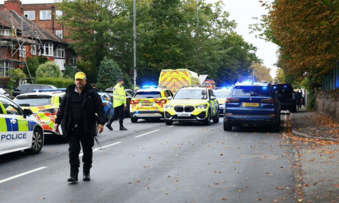 ataque-a-sinagoga-deixa-quatro-feridos-em-manchester