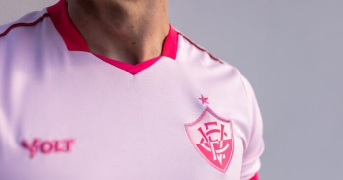 vitoria-lanca-camisa-do-outubro-rosa-em-apoio-a-prevencao-do-cancer-de-mama