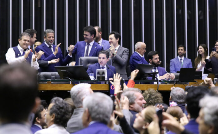 isencao-do-ir:-entenda-o-que-muda-com-a-aprovacao-do-projeto 