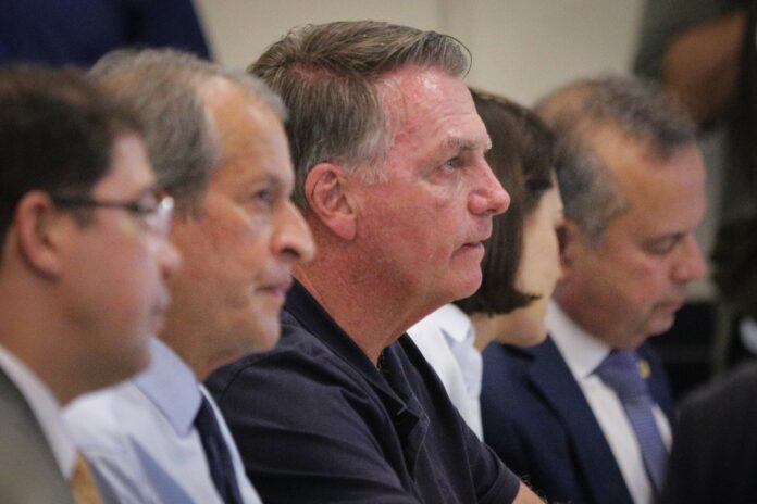 bolsonaro-pede-a-moraes-para-receber-visitas-de-valdemar-e-sostenes