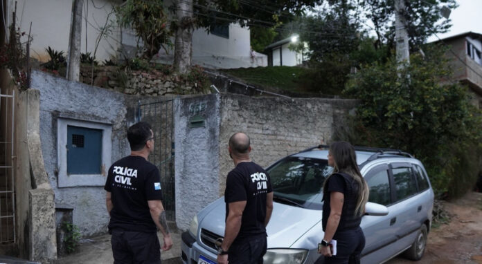 operacao-contra-expansao-do-comando-vermelho-na-regiao-serrana-do-rj-prende-pm-e-assessor-municipal