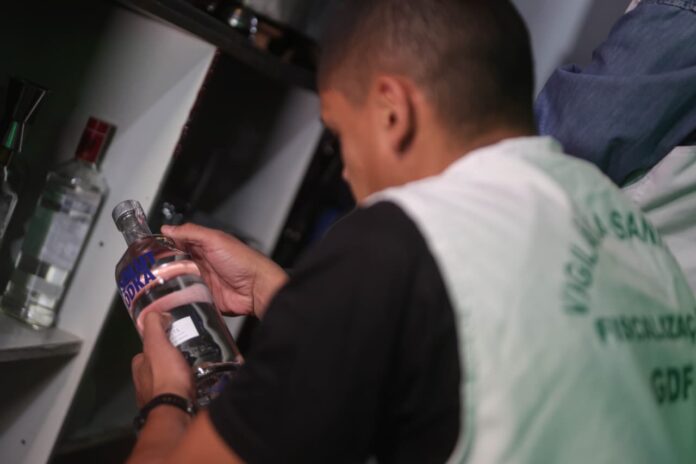 metanol:-apos-suspeita-de-intoxicacao,-operacao-fiscaliza-bares-no-df