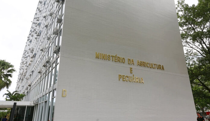 inss:-dirigente-de-ministerio-recebeu-r$-50-mil-de-operador-da-conafer