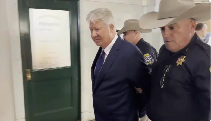 robert-morris-passara-6-meses-na-prisao-apos-se-declarar-culpado-de-abuso-sexual-infantil