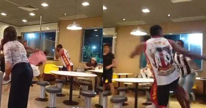 video:-confusao-entre-torcedores-do-vitoria,-bahia-e-botafogo-assusta-clientes-de-mcdonald’s-em-salvador