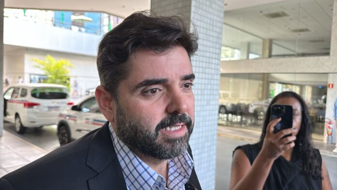 adolpho-loyola-afirma-que-definicao-de-espacos-na-chapa-majoritaria-sera-discutida-no-proximo-ano