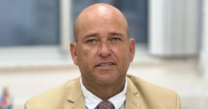 ivana-bastos-confirma-sessao-na-al-ba-para-votar-manutencao-ou-liberdade-de-binho-galinha;-entenda-o-rito