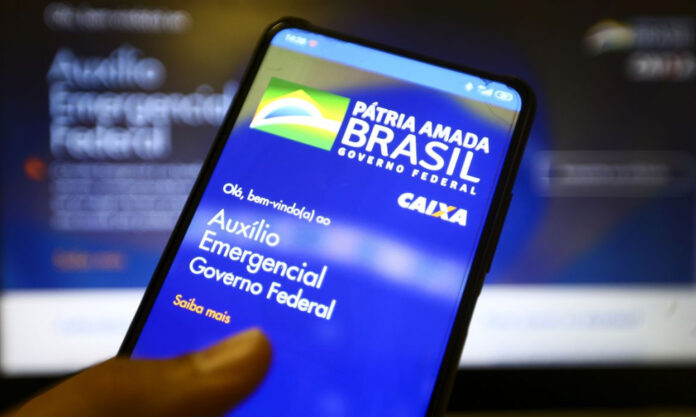 auxilio-emergencial:-177-mil-familias-devem-devolver-valores-indevidos