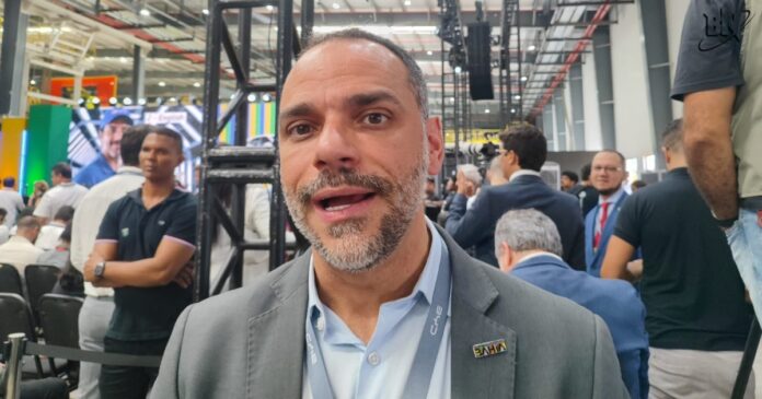 inauguracao-da-byd-pode-gerar-mais-de-10-mil-novos-empregos-diretos-na-bahia,-diz-secretario