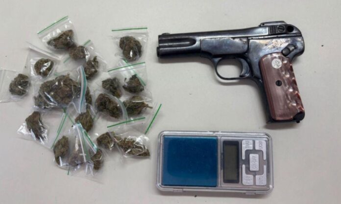 policia-militar-apreende-pistola-e-drogas-em-massaranduba