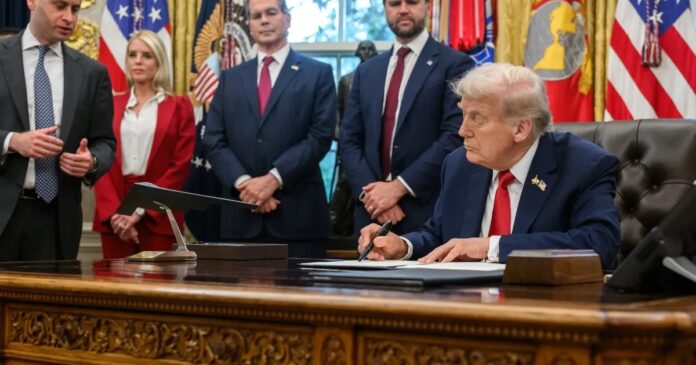 trump-anuncia-tarifa-adicional-de-100%-sobre-produtos-da-china-a-partir-de-novembro