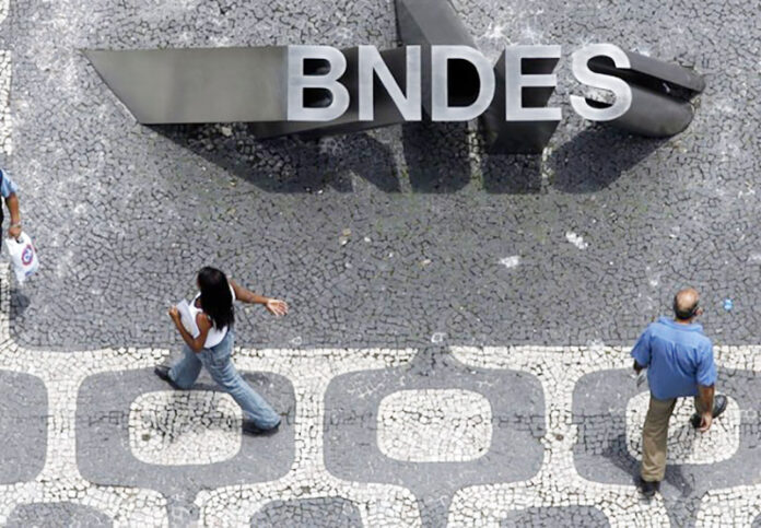 bndes-ja-liberou-r$-4-bilhoes-para-empresas-afetadas-pelo-tarifaco-dos-eua