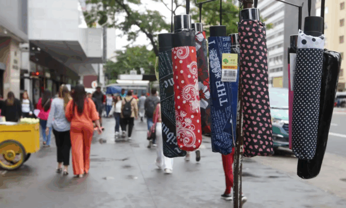 frente-fria-chega-a-sao-paulo-a-partir-de-segunda-feira-com-chuvas-e-rajadas-de-ventos