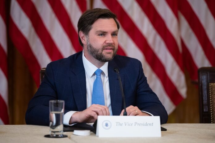 vice-presidente-dos-eua-nega-envio-de-tropas-americanas-para-gaza