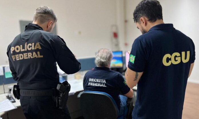 overclean:-pf-cumpre-mandados-de-busca-e-apreensao-em-salvador-e-amargosa-em-nova-fase-das-investigacoes