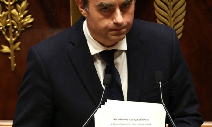 premie-frances-propoe-suspensao-de-reforma-da-previdencia-e evita-queda-do-governo