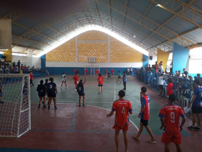 jogos-estudantis-2025-mobilizam-17-escolas-e-celebram-talento,-saude-e-espirito-esportivo