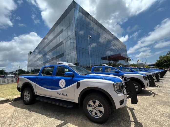 novas-viaturas-e-equipamentos-sao-entregues-para-a-policia-militar-e-civil-na-bahia