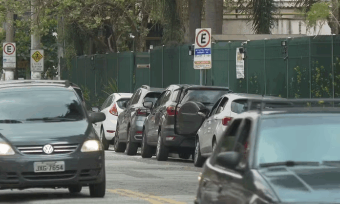 camara-do-rio-de-janeiro-discute-criacao-de-sistema-digital-para-vagas-de-rua