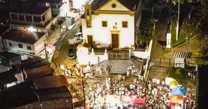 moradores-de-comunidade-em-sao-lazaro-recebem-ordem-de-despejo-apos-decisao-da-justica-federal-em-acao-da-ufba