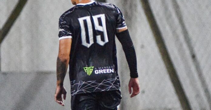 tv-green-se-pronuncia-apos-denuncia-de-gritos-racistas-contra-atleta-do-bahia-noticias-durante-copa-imprensa